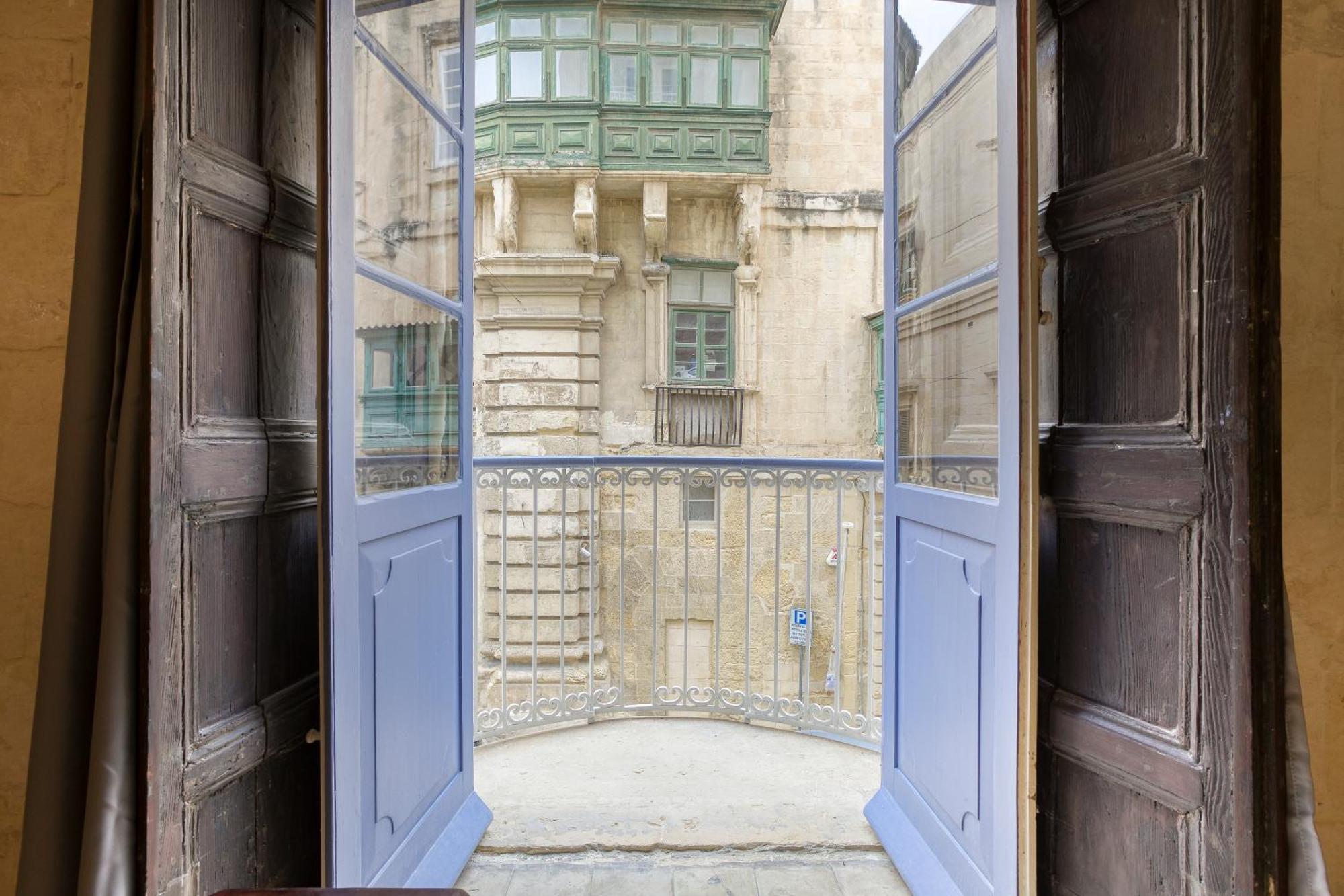 Vlt214 - Charming Townhouse Apartment