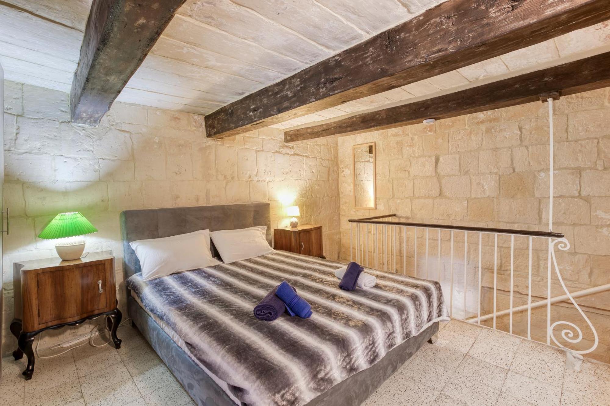 Apartment Vlt214 - Charming Townhouse