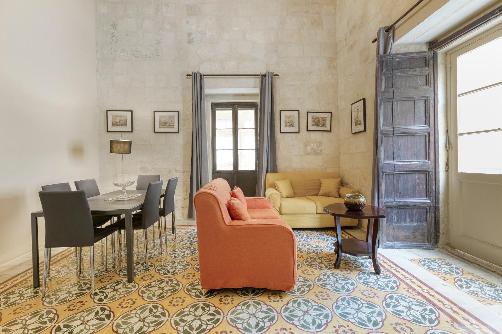 Apartment Vlt214 - Charming Townhouse *
